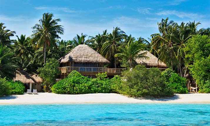 15 stunning places to go on your way to the Maldives