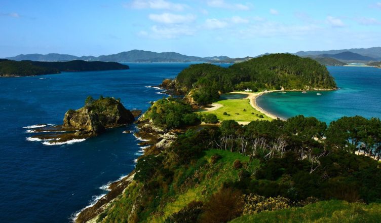 New Zealand's popular tourist attractions